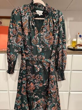 Special Edition Hobbs of London Floral Long-Sleeve Belted Dress